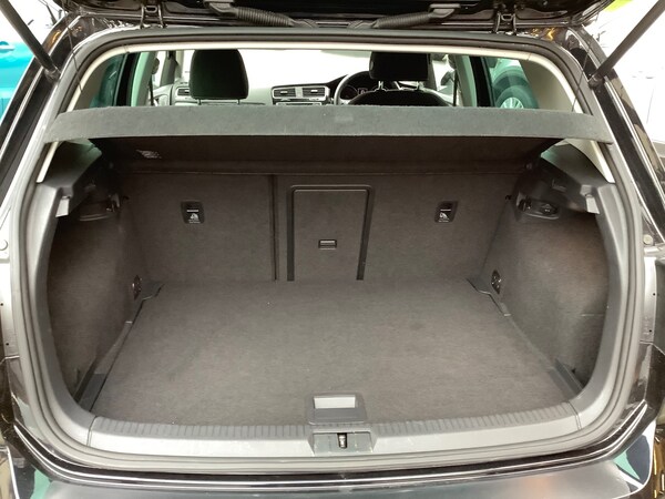 Used Volkswagen Golf 2016 for sale - 76161557: Photo 6