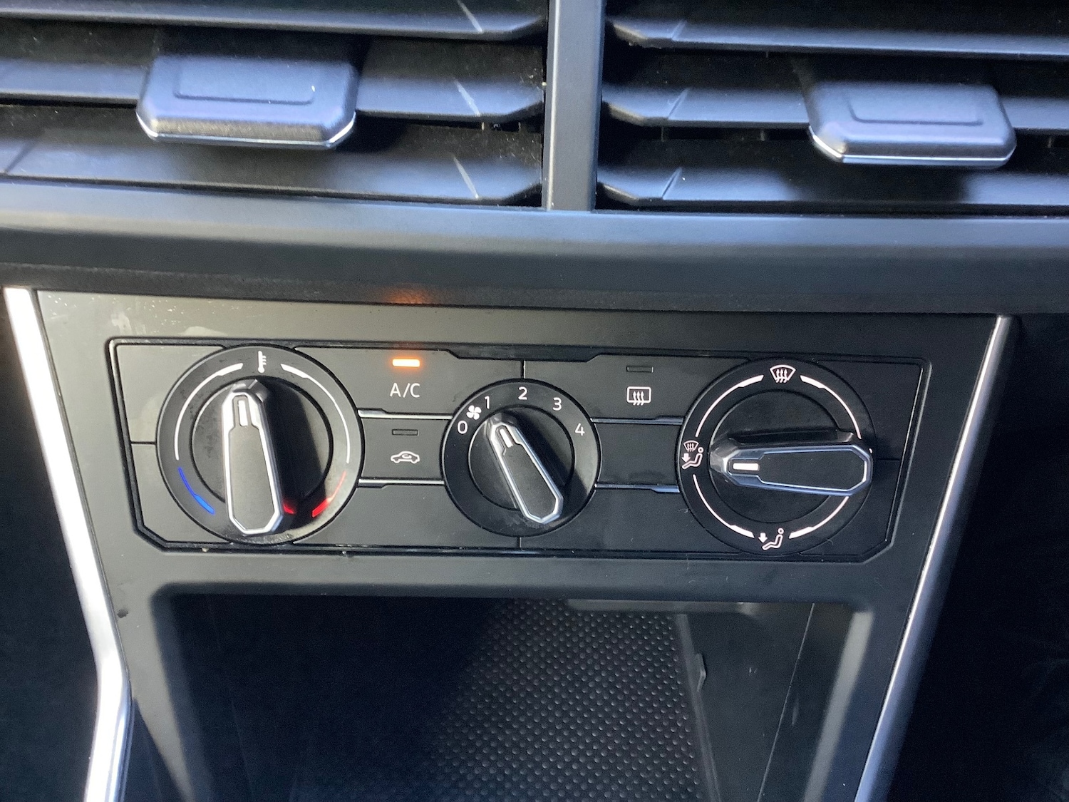 Used Volkswagen Polo 2024 for sale - 77235436: Photo 16