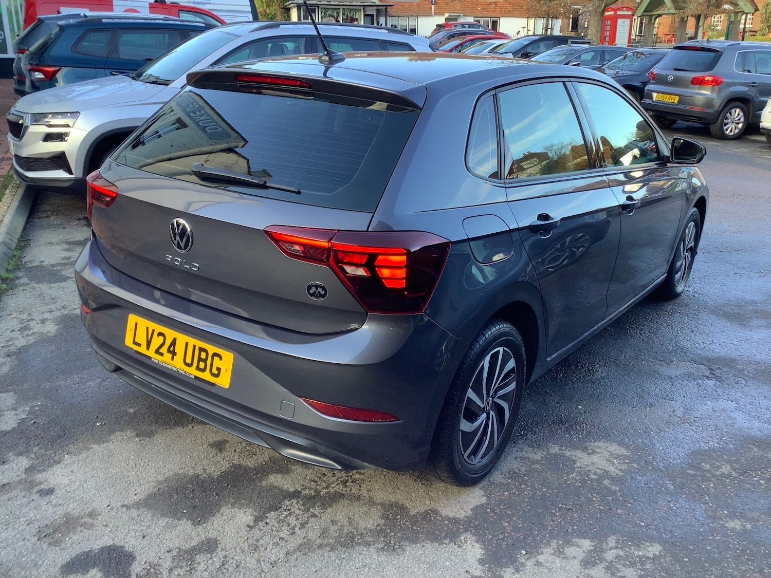 Used Volkswagen Polo 2024 for sale - 77235436: Photo 4