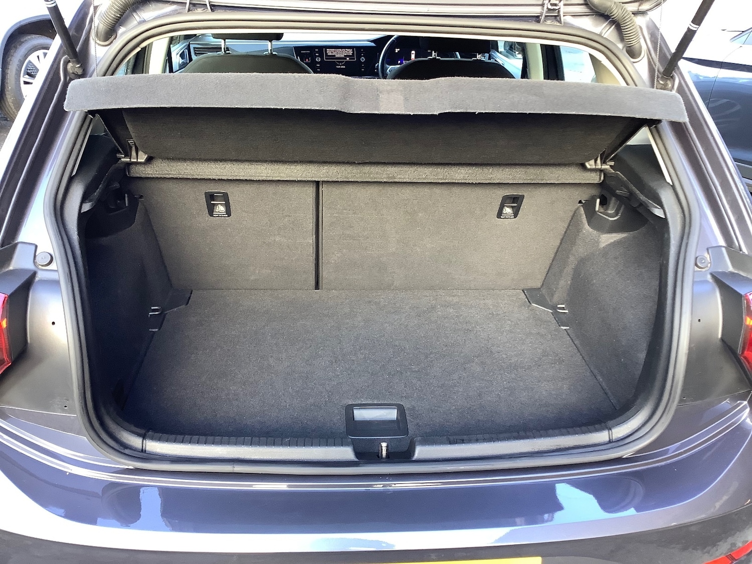 Used Volkswagen Polo 2024 for sale - 77235436: Photo 7