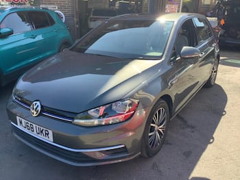 Used Volkswagen Golf 2018 for sale - 79627765: Photo