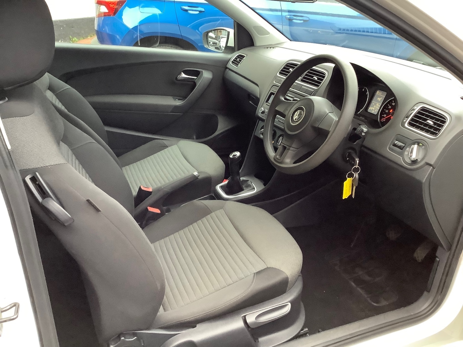 Used Volkswagen Polo 2011 for sale - 76623405: Photo 11