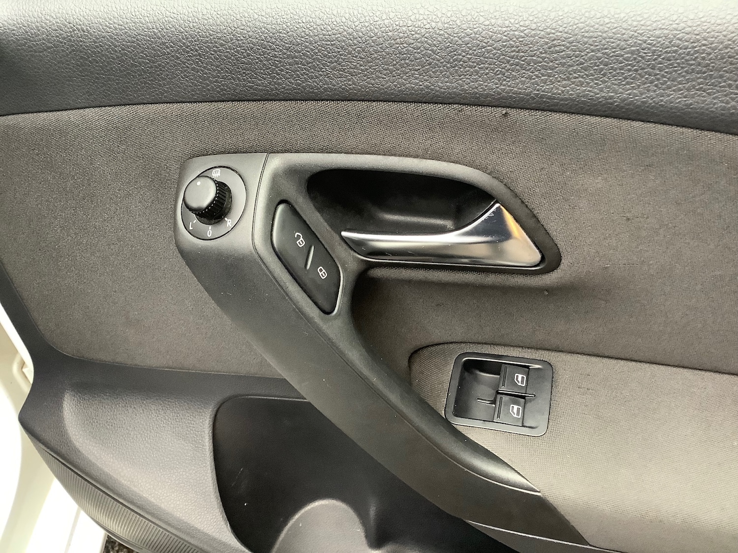 Used Volkswagen Polo 2011 for sale - 76623405: Photo 12