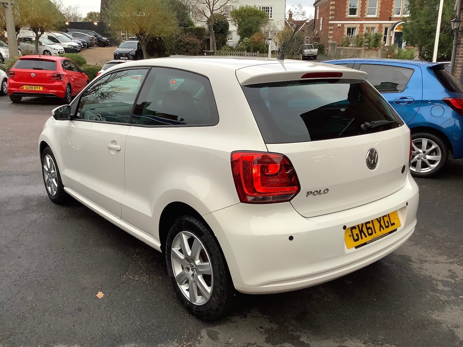 Used Volkswagen Polo 2011 for sale - 76623405: Photo 2