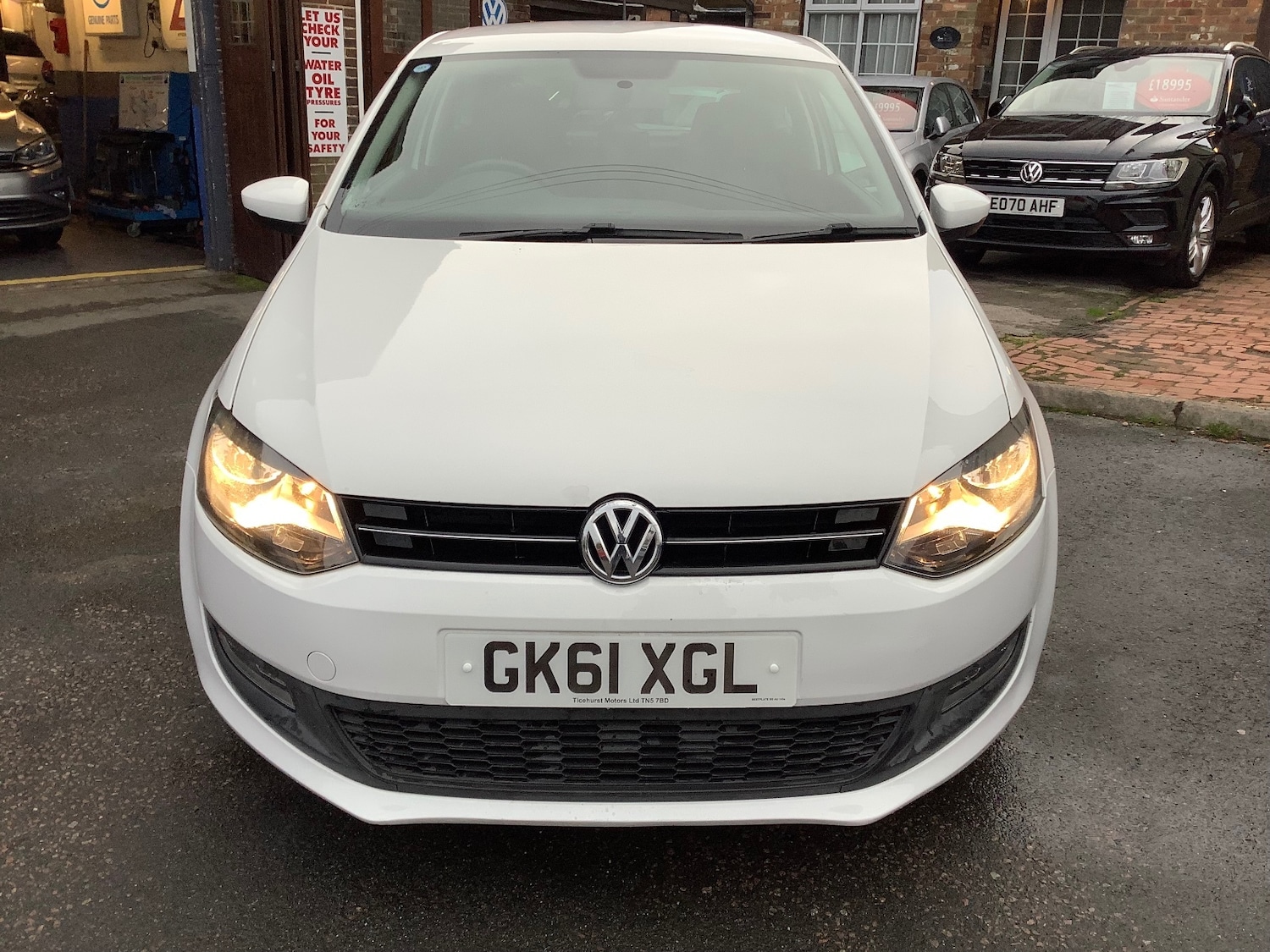 Used Volkswagen Polo 2011 for sale - 76623405: Photo 6