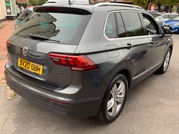 Used Volkswagen Tiguan 2020 for sale - 76248575: Photo