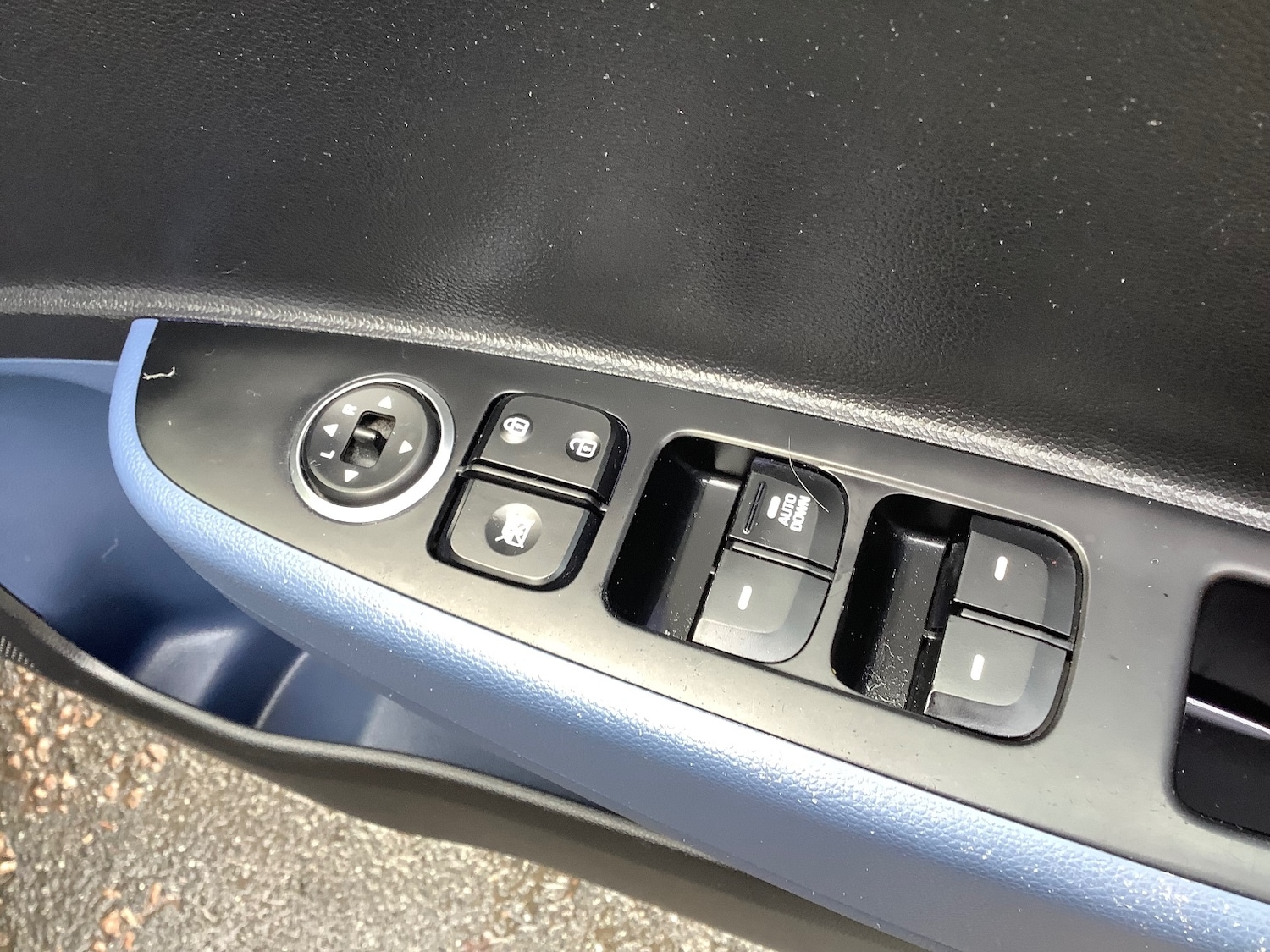 Used Hyundai i10 2014 for sale - 77457780: Photo 10