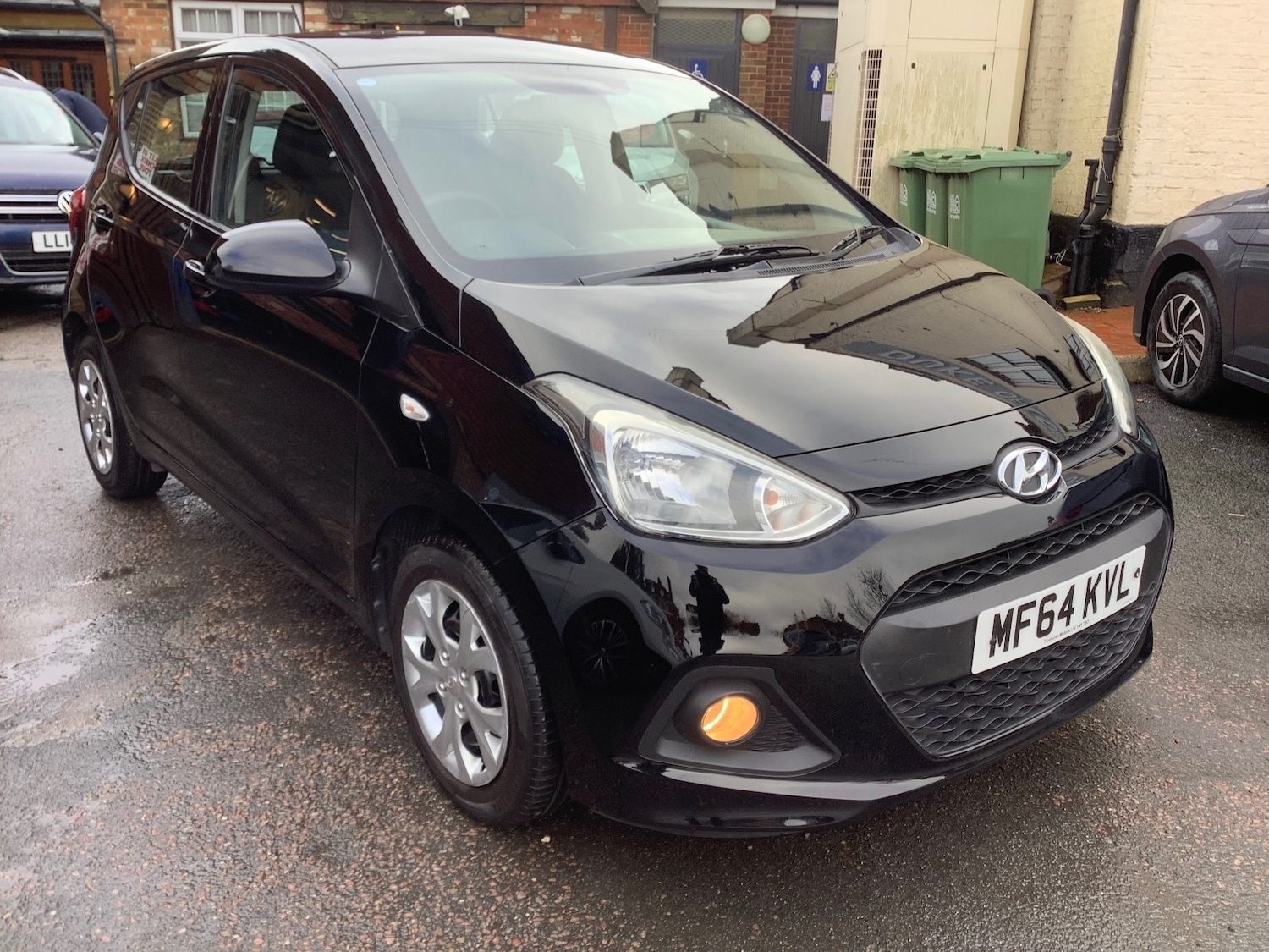 Used Hyundai i10 2014 for sale - 77457780: Photo 5