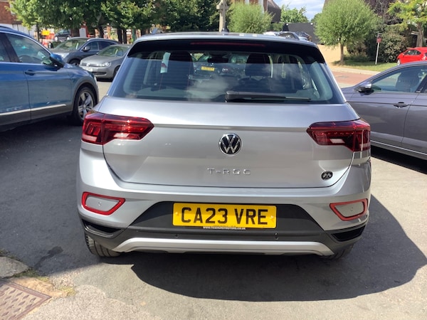 Used Volkswagen T-Roc 2023 for sale - 75395896: Photo 3