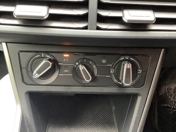 Used Volkswagen Polo 2020 for sale - 75395890: Photo 16