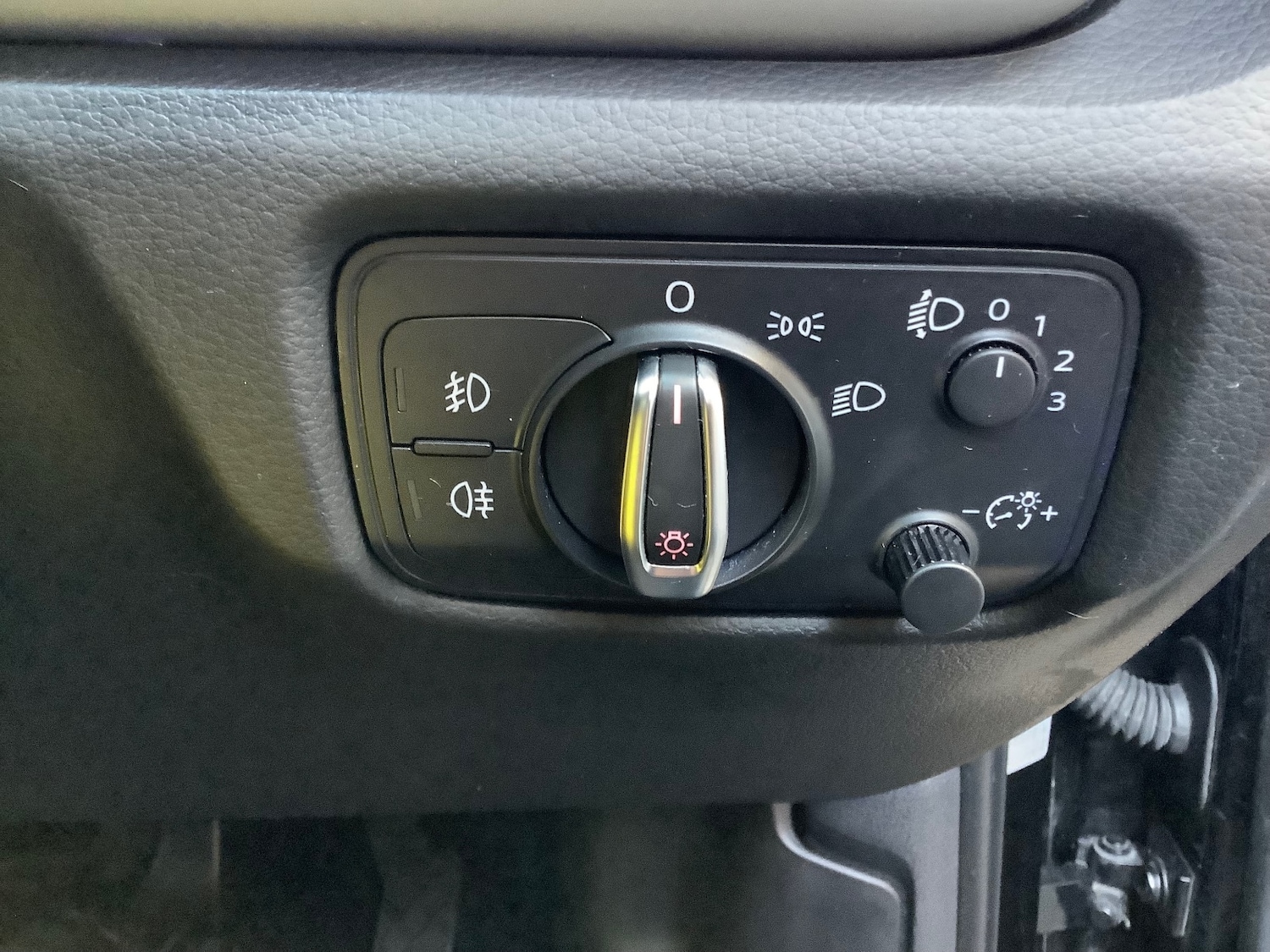 Used Audi A3 2014 for sale - 76366521: Photo 12