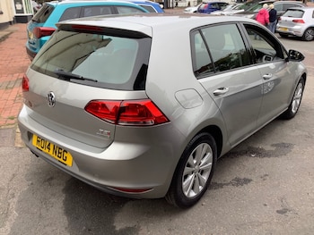 Used Volkswagen Golf 2014 for sale - 76248613: Photo
