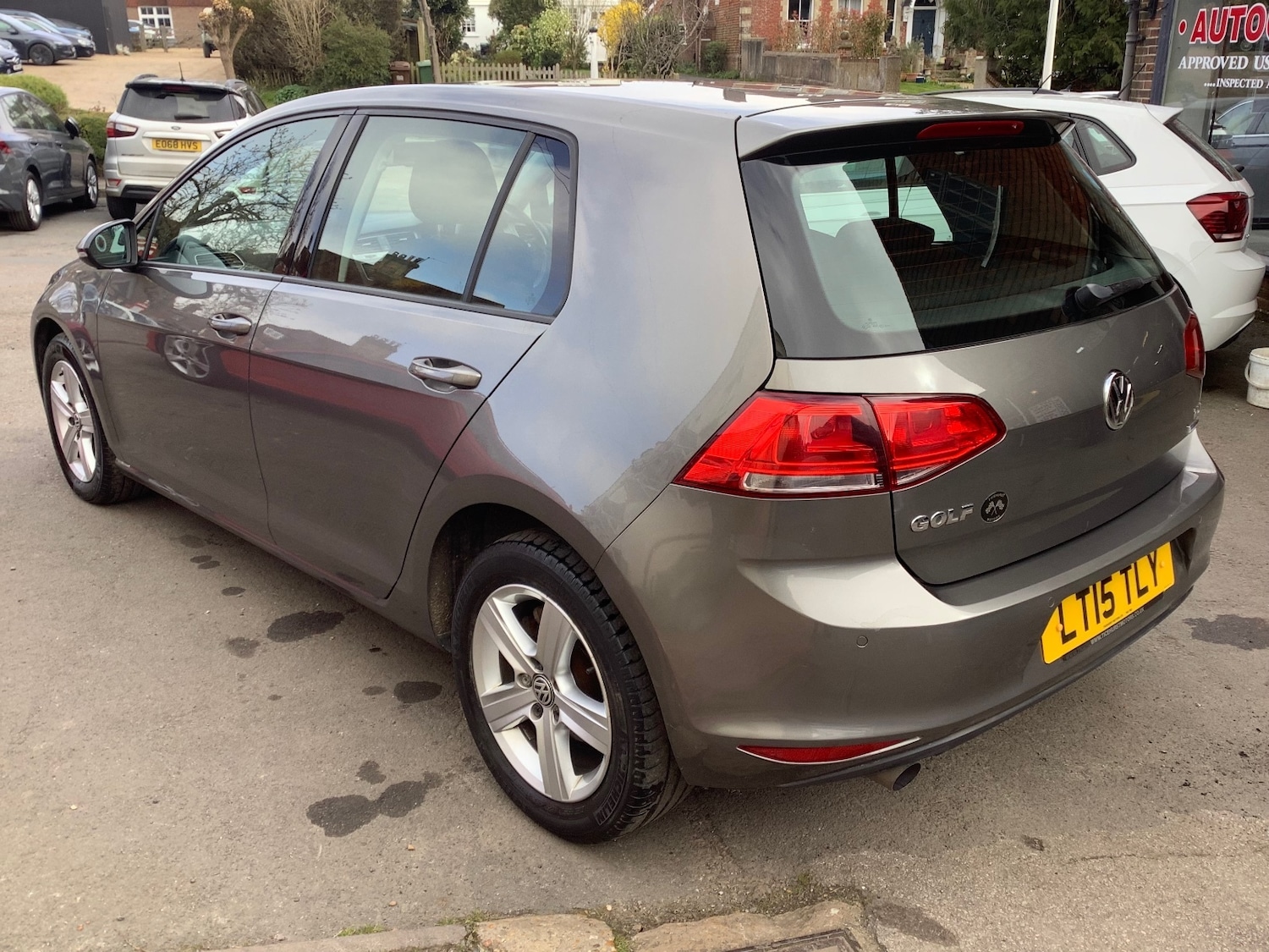 Used Volkswagen Golf 2015 for sale - 77978998: Photo 2