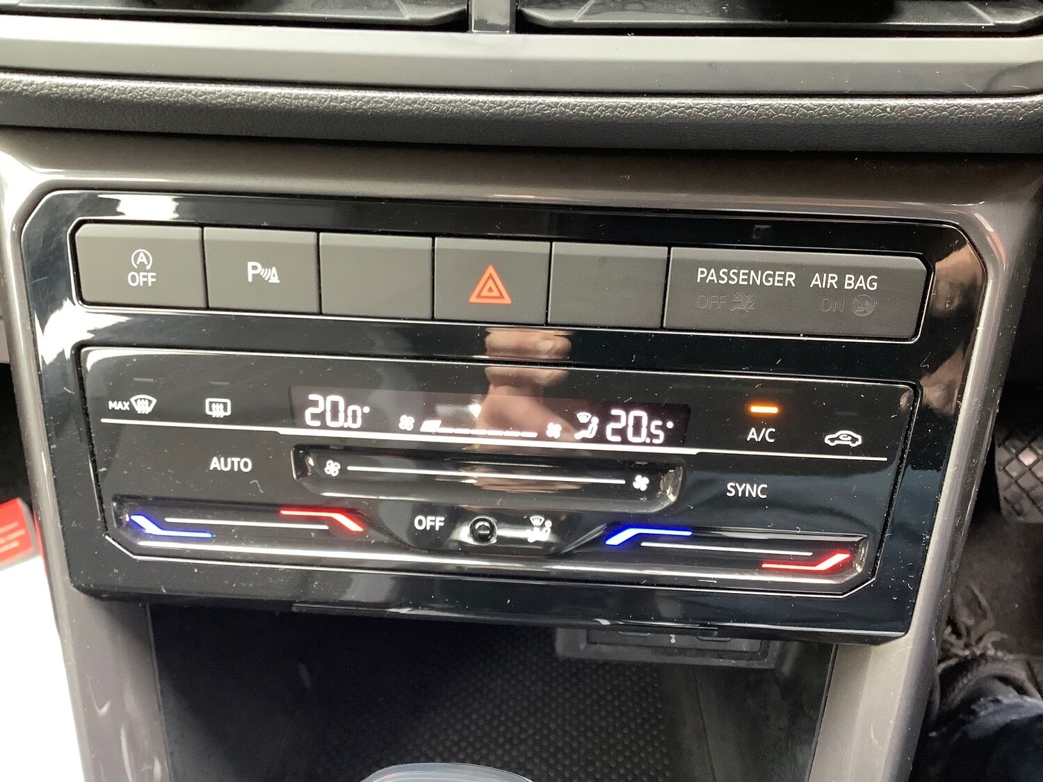 Used Volkswagen T-Cross 2022 for sale - 77934287: Photo 16