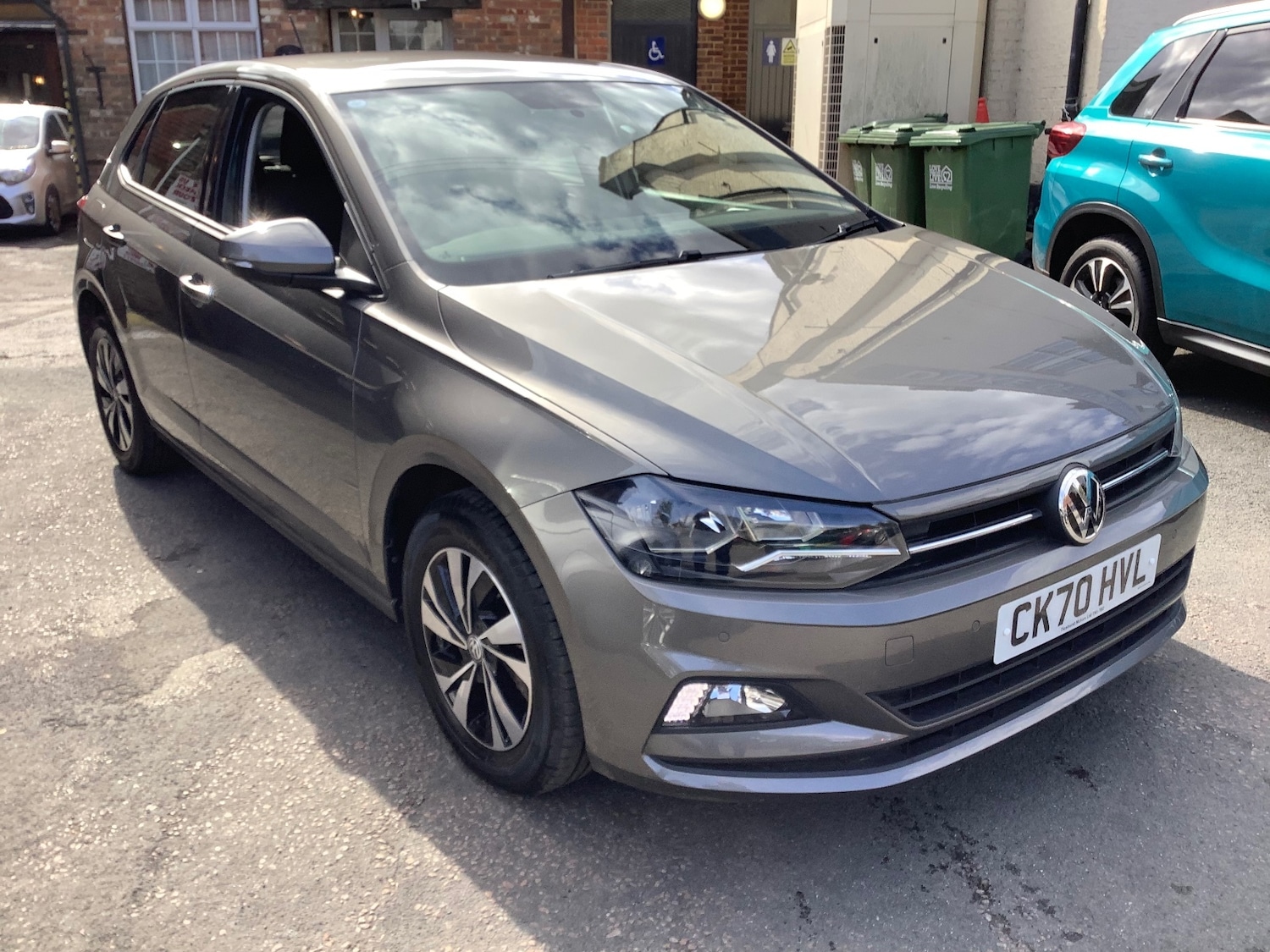 Used Volkswagen Polo 2020 for sale - 76248595: Photo 5