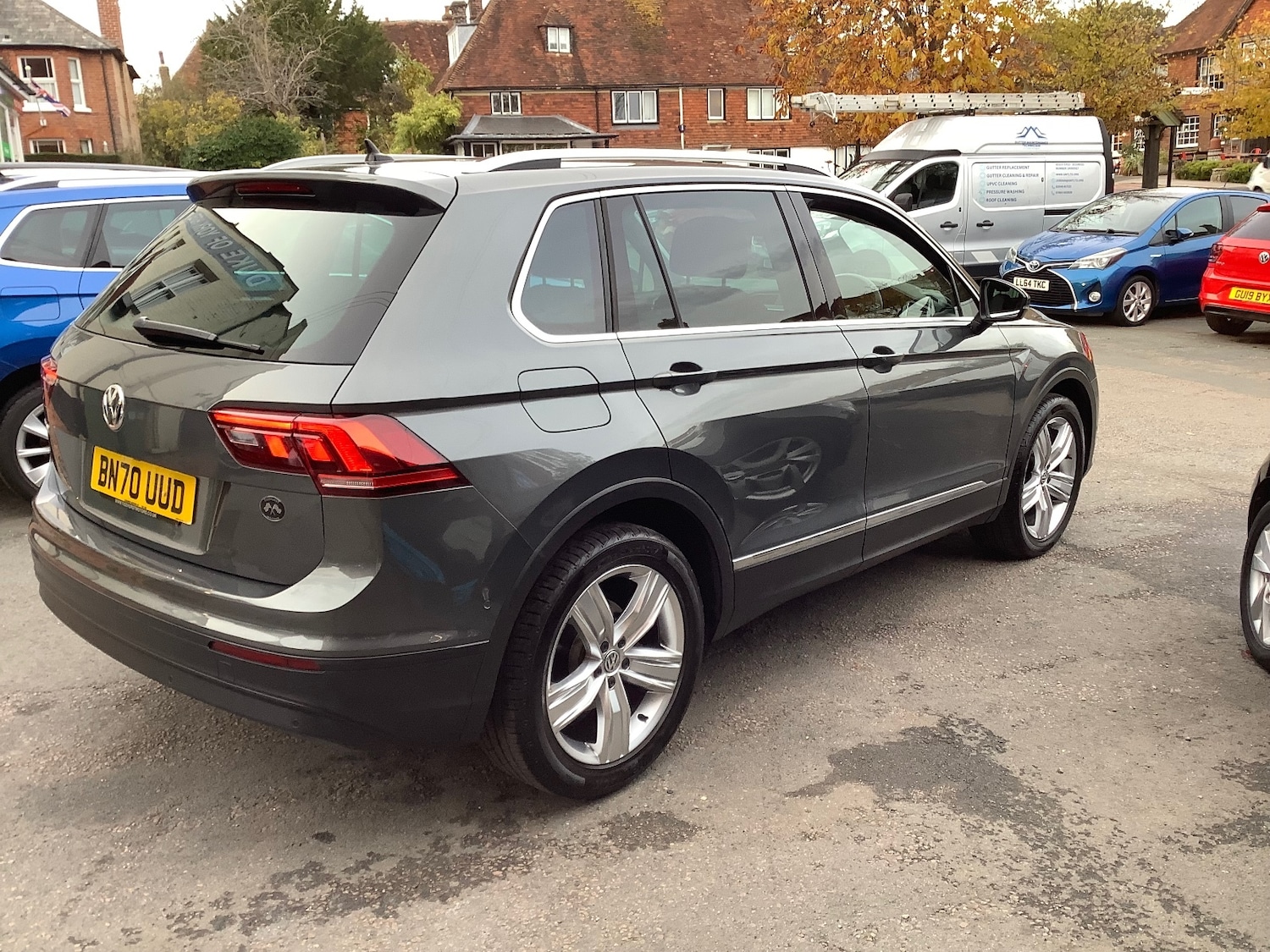 Used Volkswagen Tiguan 2020 for sale - 76434695: Photo 4