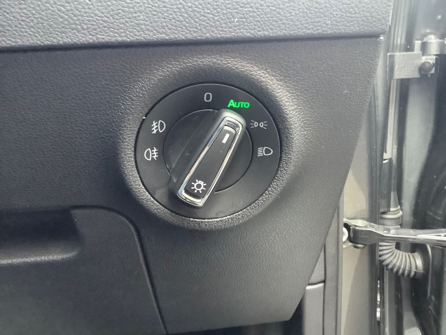 Used Skoda Karoq 2022 for sale - 76652425: Photo 13