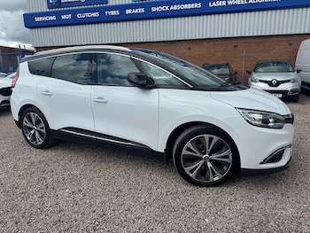 Used Renault Grand Scenic 2018 for sale - 78931602: Photo