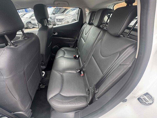 Used Renault Clio 2018 for sale - 75545944: Photo 27