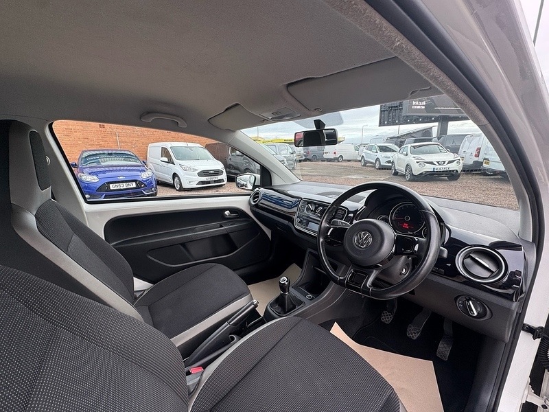 Used Volkswagen up! 2012 for sale - 76712129: Photo 14