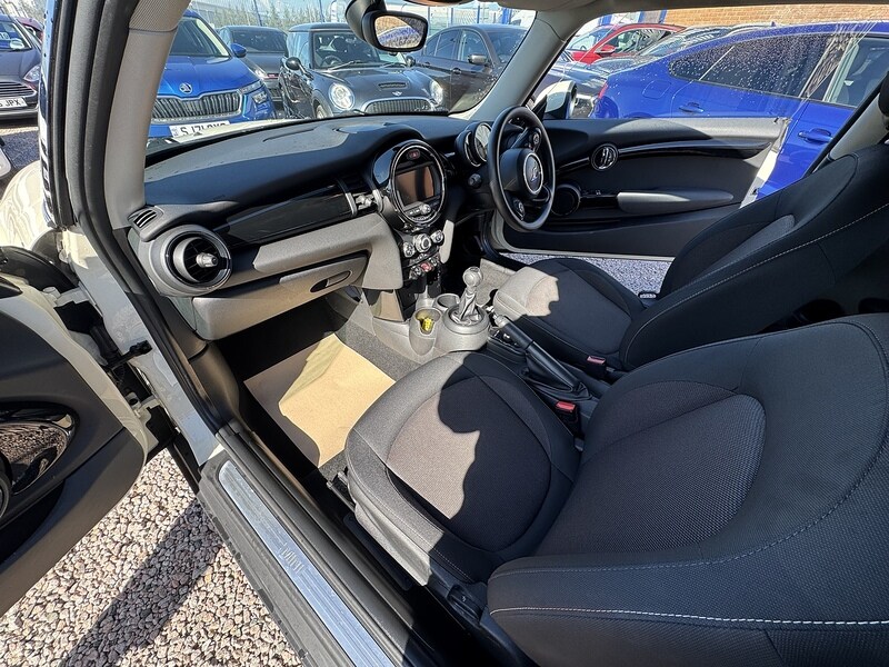 Used MINI Hatch 2018 for sale - 76287992: Photo 26