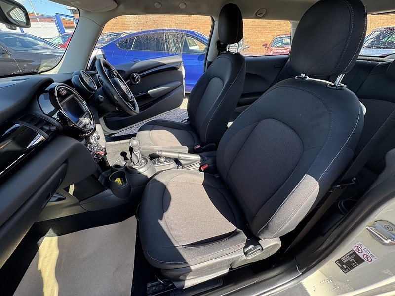 Used MINI Hatch 2018 for sale - 76287992: Photo 29