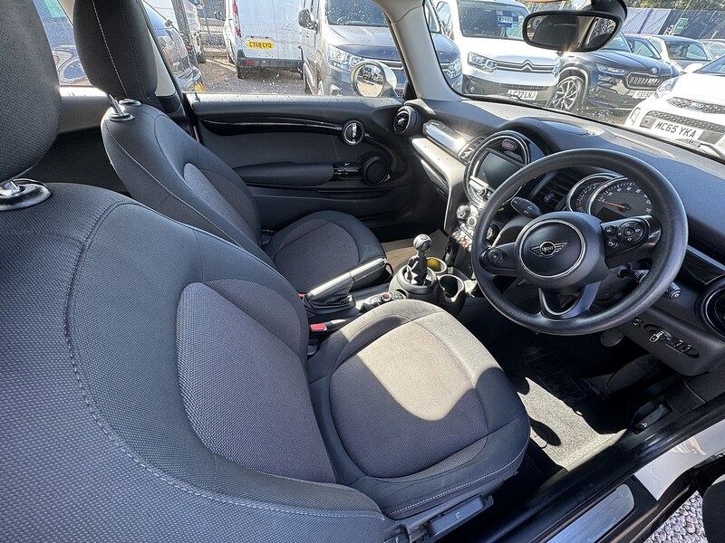 Used MINI Hatch 2018 for sale - 76287992: Photo 30