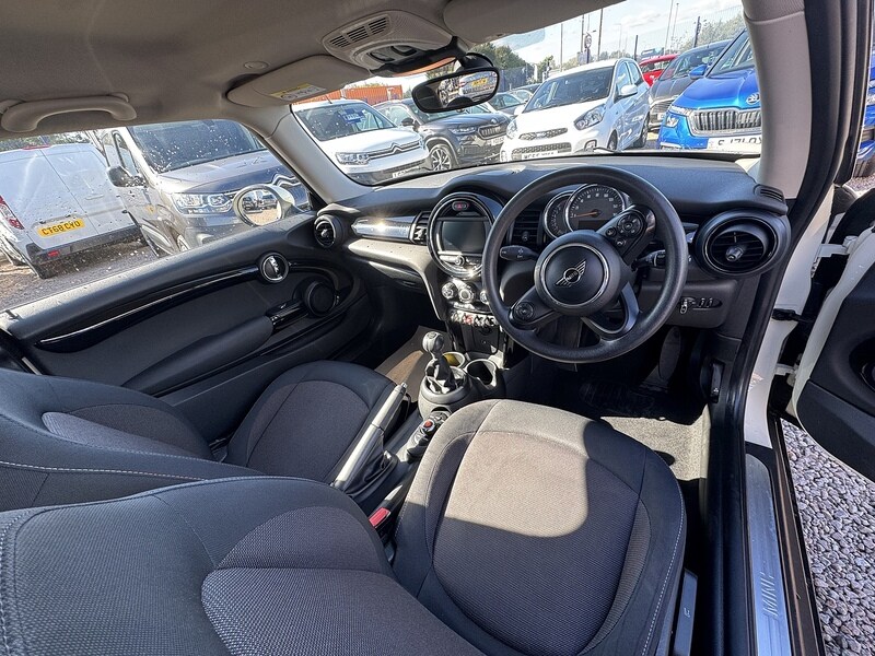 Used MINI Hatch 2018 for sale - 76287992: Photo 32