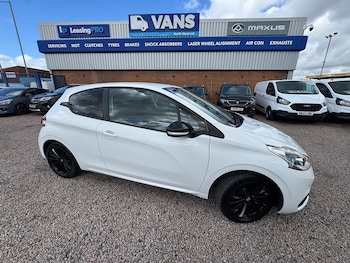 Used Peugeot 208 2017 for sale - 78557911: Photo