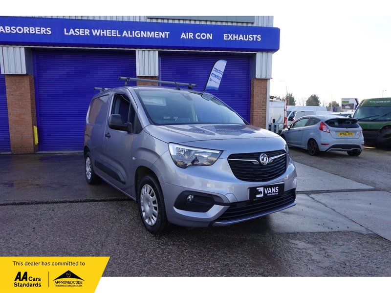 Used Vauxhall Combo 2022 for sale - 76831652: Photo 1