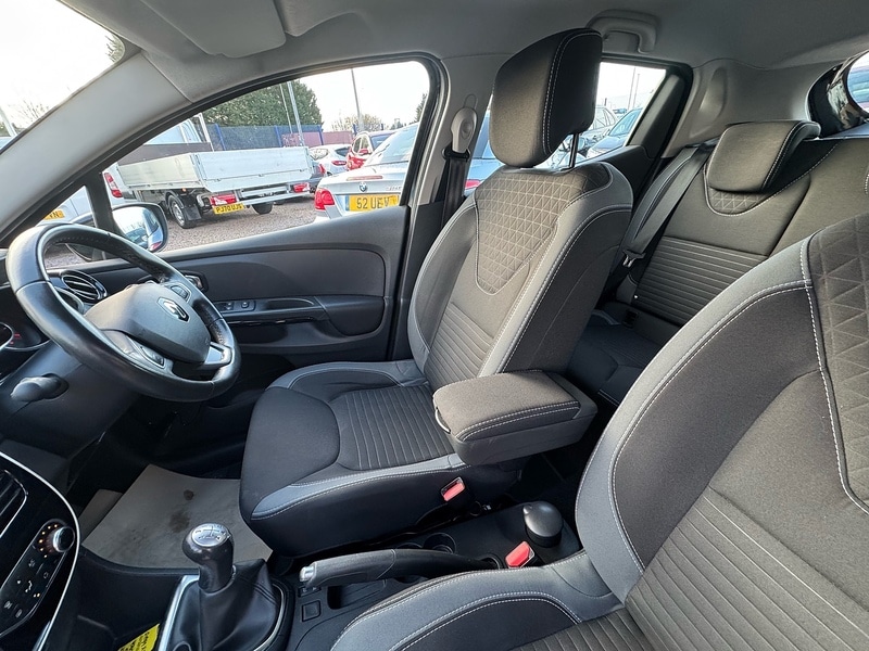 Used Renault Clio 2016 for sale - 76863534: Photo 23