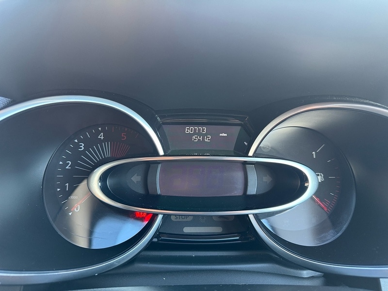 Used Renault Clio 2016 for sale - 76863534: Photo 29