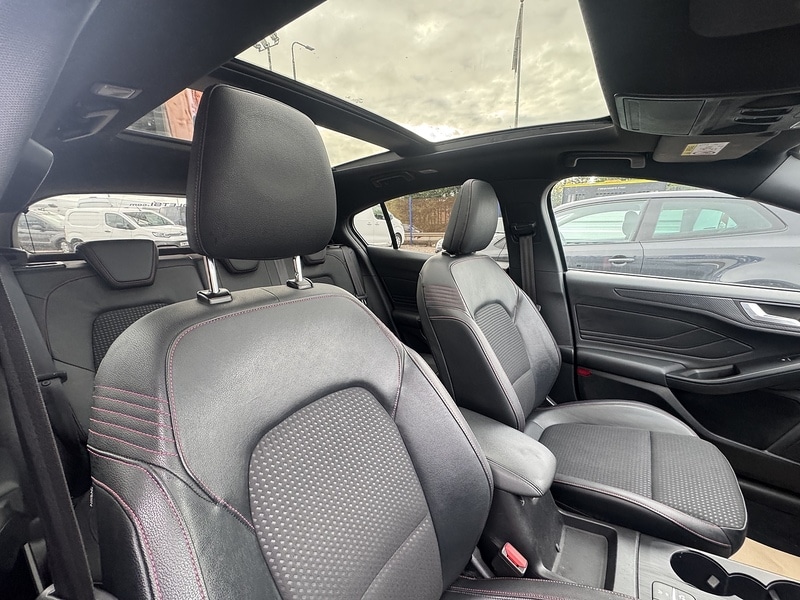 Used Ford Focus 2019 for sale - 76510331: Photo 10