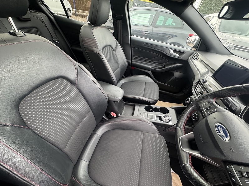 Used Ford Focus 2019 for sale - 76510331: Photo 8