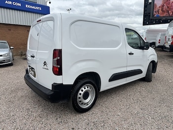Used Citroen Berlingo 2023 for sale - 79072972: Photo