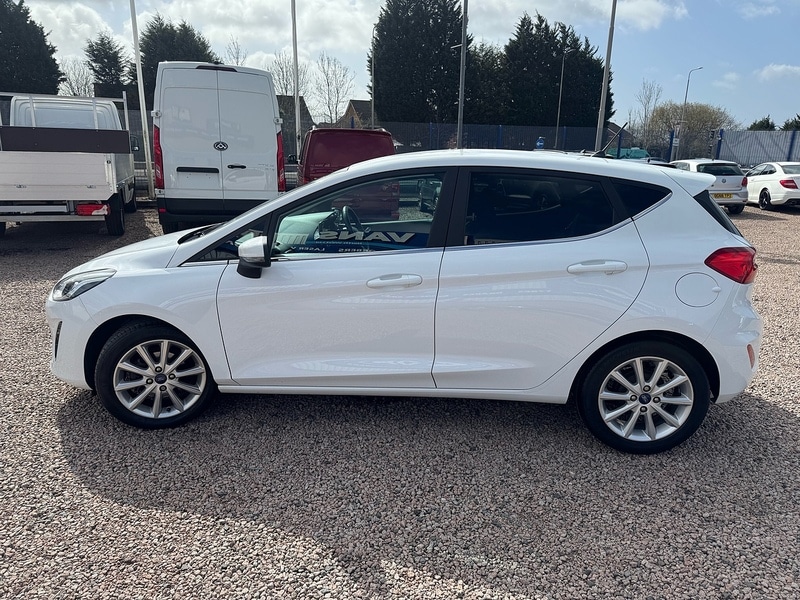 Used Ford Fiesta 2018 for sale - 78069465: Photo 11