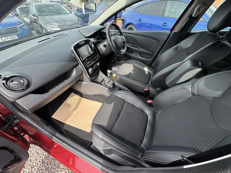 Used Renault Clio 2018 for sale - 76287994: Photo 22