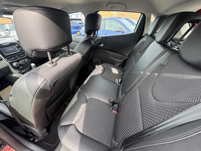 Used Renault Clio 2018 for sale - 76287994: Photo 25