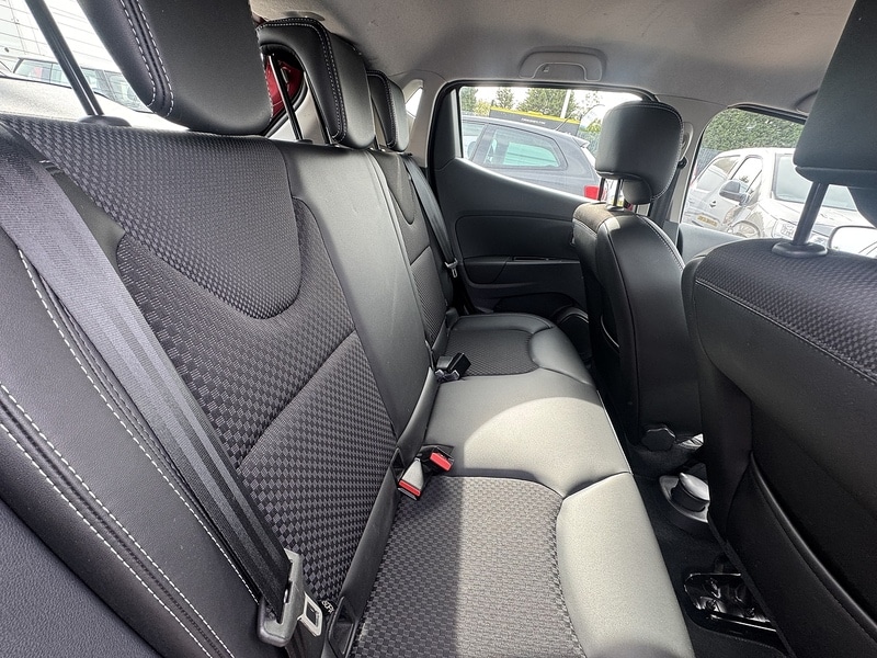 Used Renault Clio 2018 for sale - 76287994: Photo 28