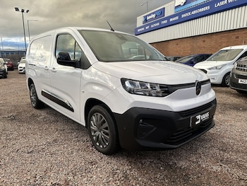 Used Citroen Berlingo 2024 for sale - 76496926: Photo