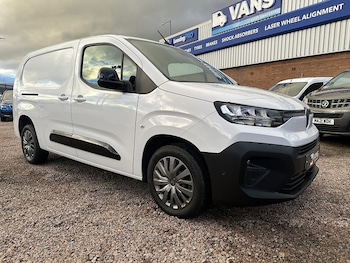 Used Citroen Berlingo 2024 for sale - 76496926: Photo