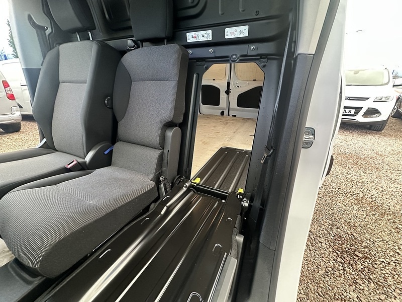 Used Citroen Berlingo 2024 for sale - 76496926: Photo 32