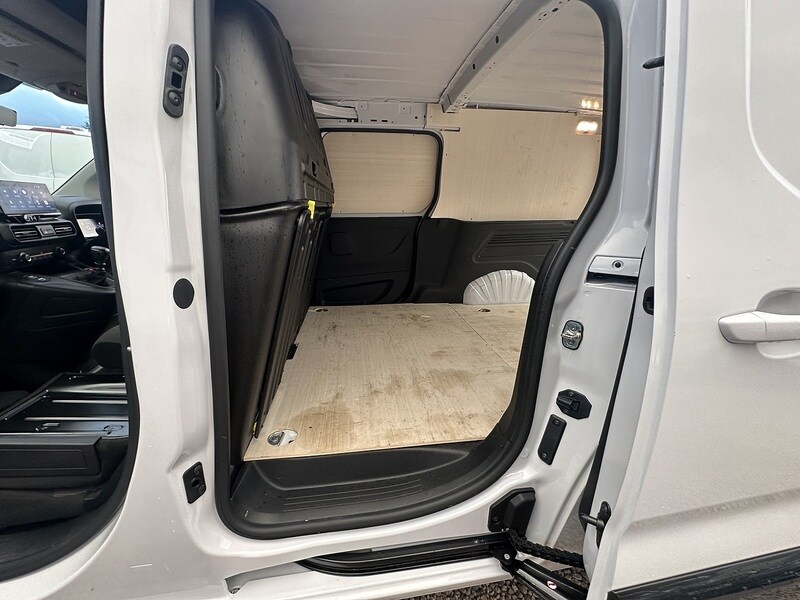 Used Citroen Berlingo 2024 for sale - 76496926: Photo 36