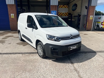 Used Citroen Berlingo 2020 for sale - 78931610: Photo