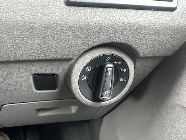Used Volkswagen Transporter 2023 for sale - 74493846: Photo 28