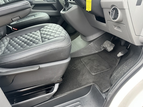 Used Volkswagen Transporter 2023 for sale - 74493846: Photo 33