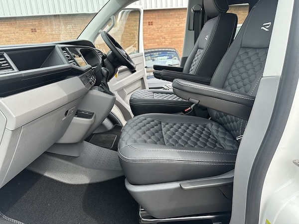 Used Volkswagen Transporter 2023 for sale - 74493846: Photo 34