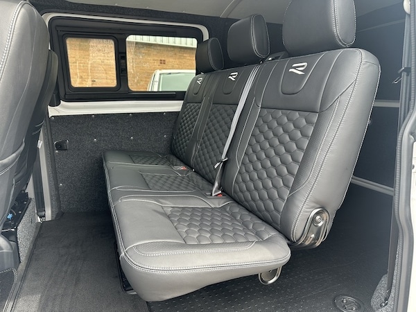 Used Volkswagen Transporter 2023 for sale - 74493846: Photo 35
