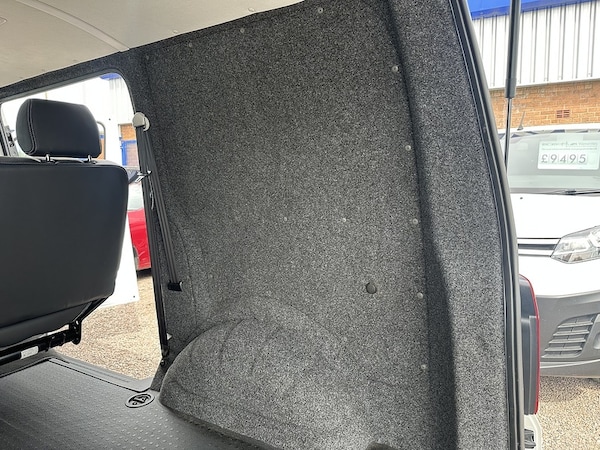 Used Volkswagen Transporter 2023 for sale - 74493846: Photo 39