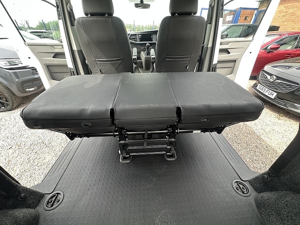 Used Volkswagen Transporter 2023 for sale - 74493846: Photo 41